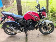 Yamaha FZs